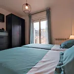 La Peruyal, 30 *